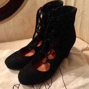 Chie Mihara Black Suede Ankle Lace-up Shoes